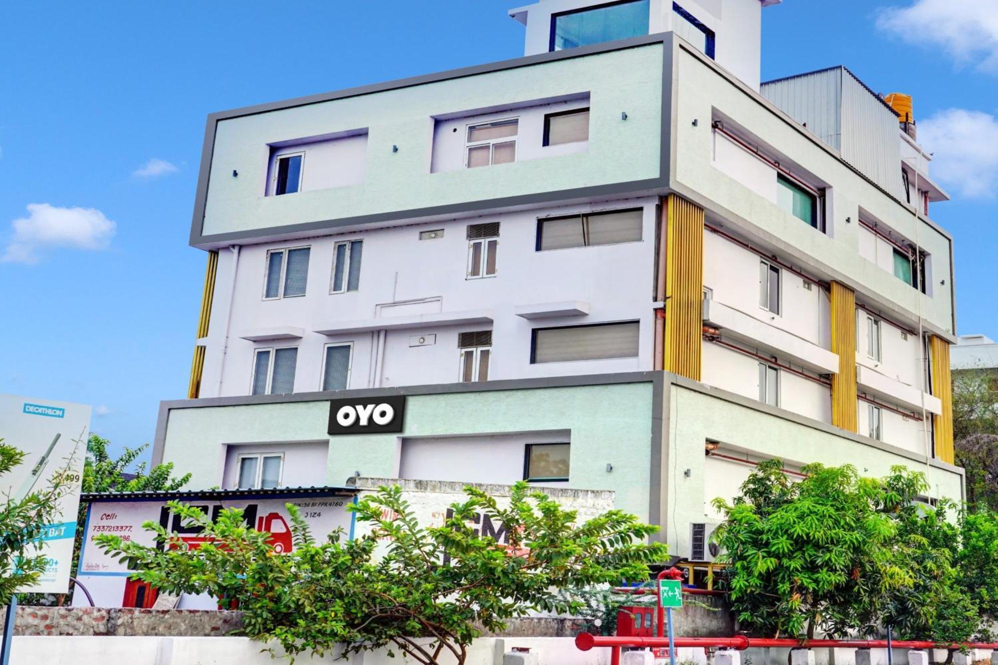 Super Townhouse Dev'S Inn By Cj Gunadala Εξωτερικό φωτογραφία