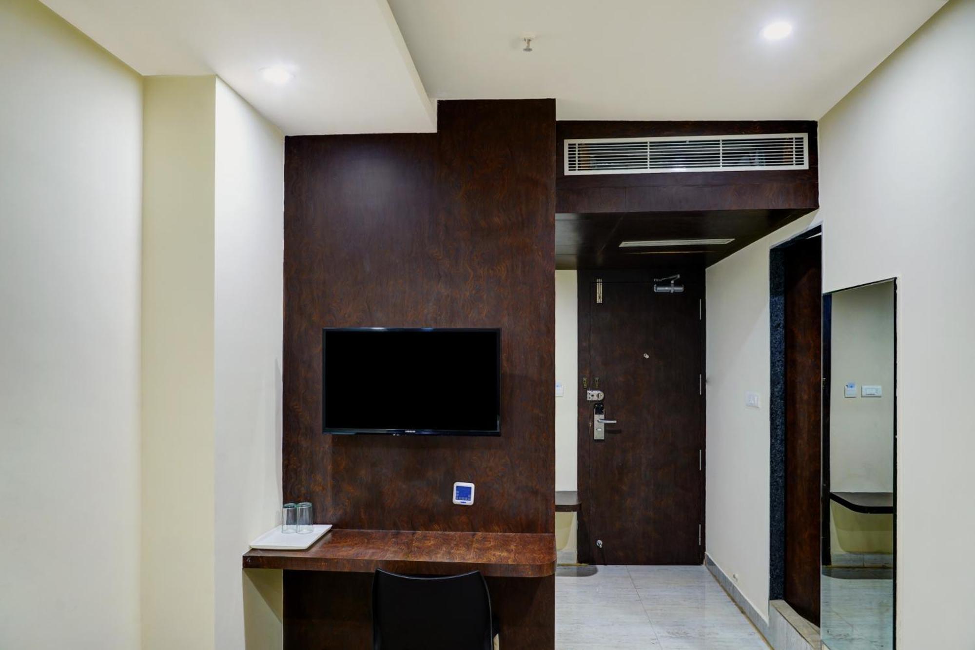 Super Townhouse Dev'S Inn By Cj Gunadala Εξωτερικό φωτογραφία
